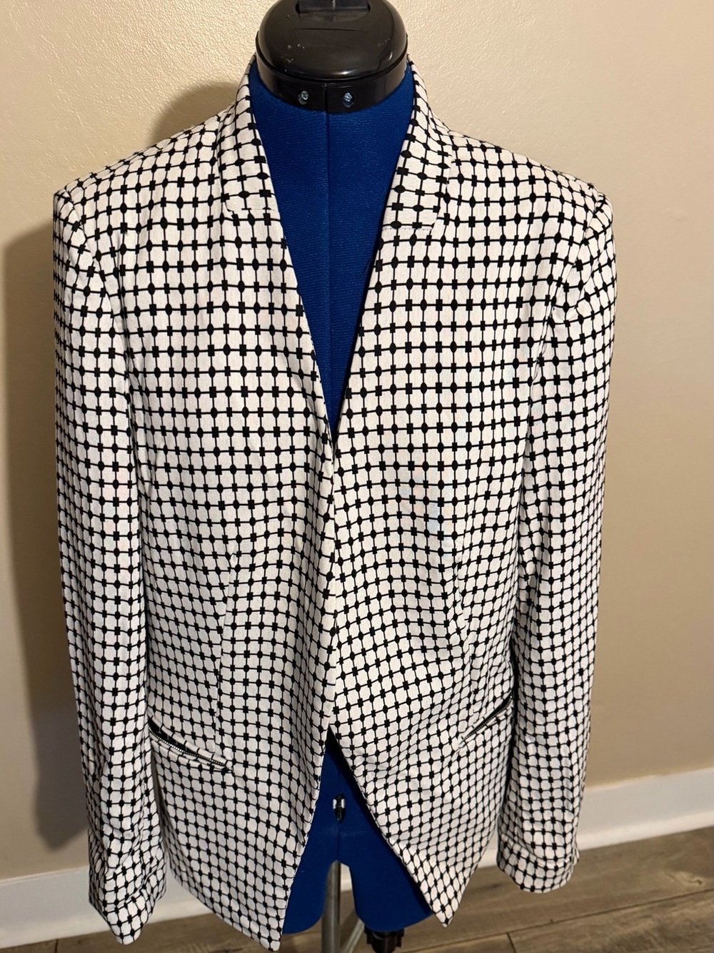 Premise Women’s Size 12 Black White Geometric Print Open Front Blazer Jacket